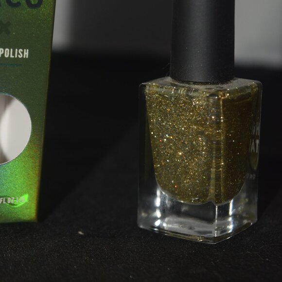 Holo Taco Frozen Bananas Nail polish, new in box - Picture 2 of 6